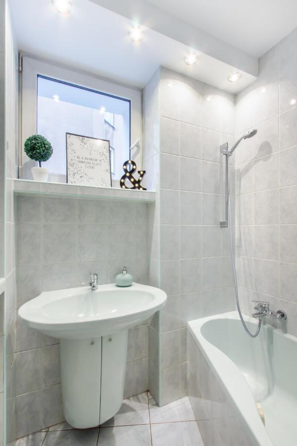 Clicktheflat Zurawia Street Apart Rooms Warsaw Exterior photo